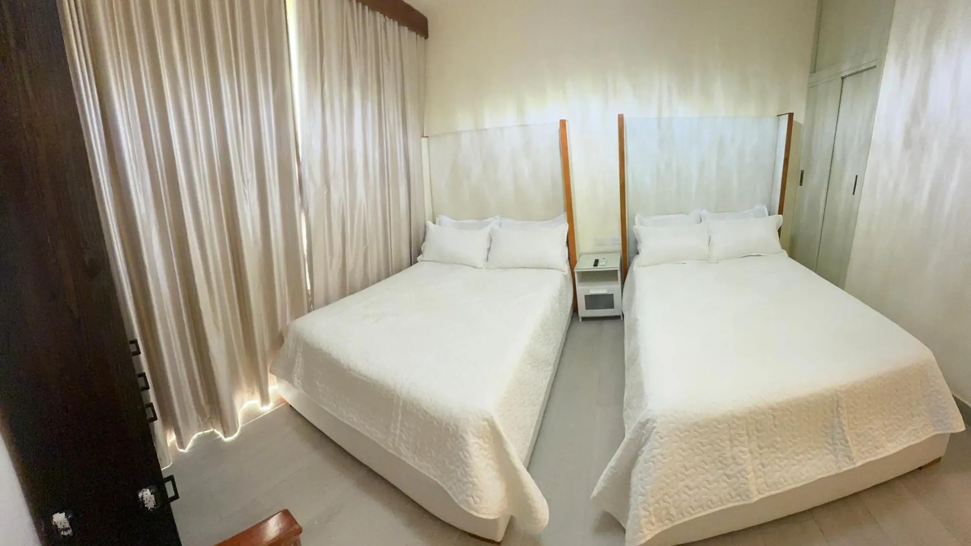 Maris Luxe Vibe Residence Dominicus La Laguna